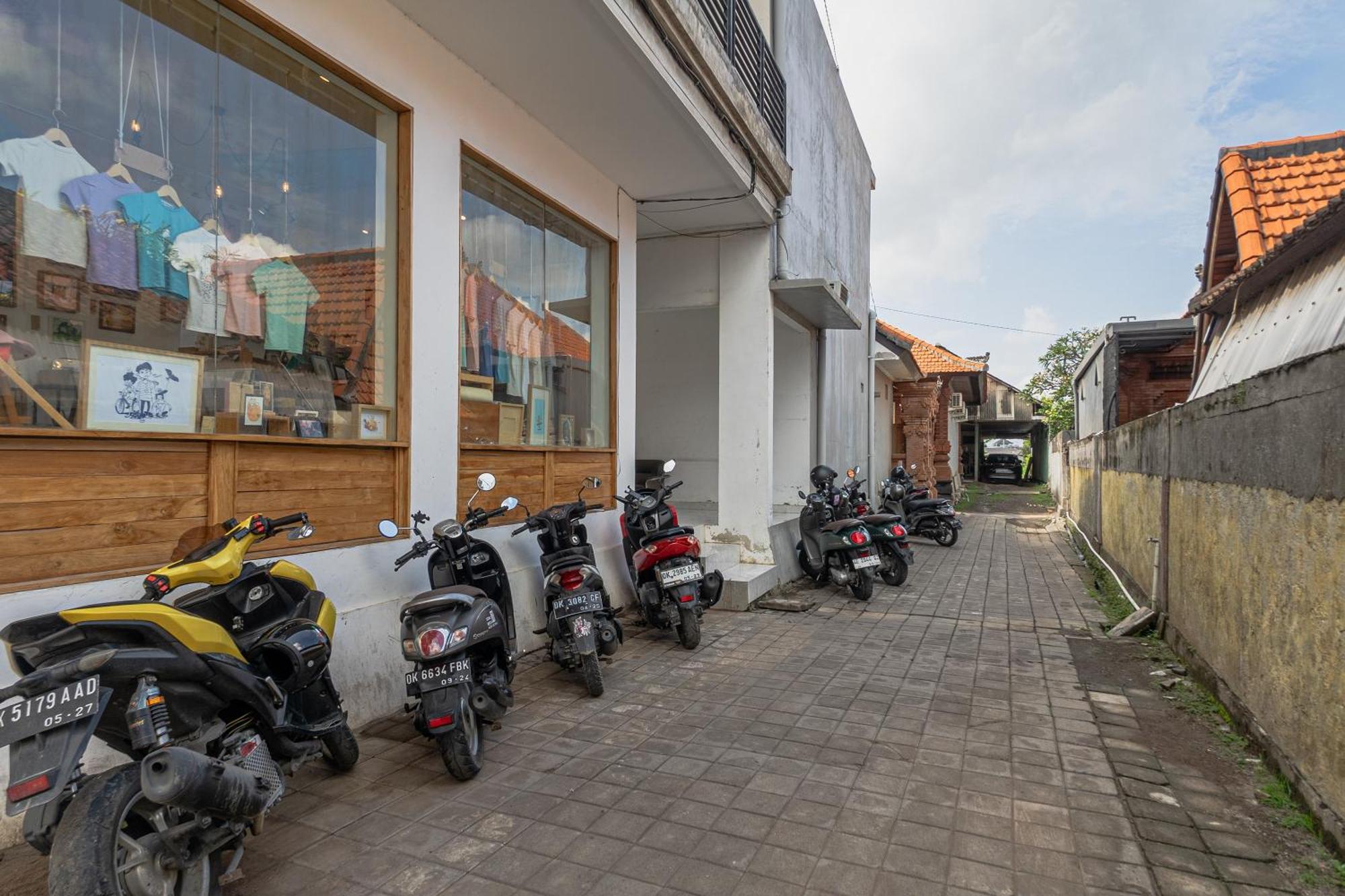 Azalea Homestay & Villa Canggu  Ngoại thất bức ảnh